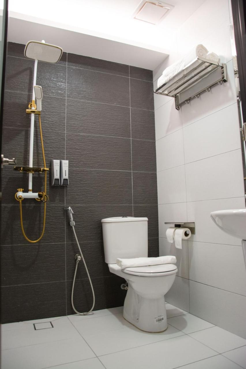 Dream Luxury Hotel Muar Exterior photo